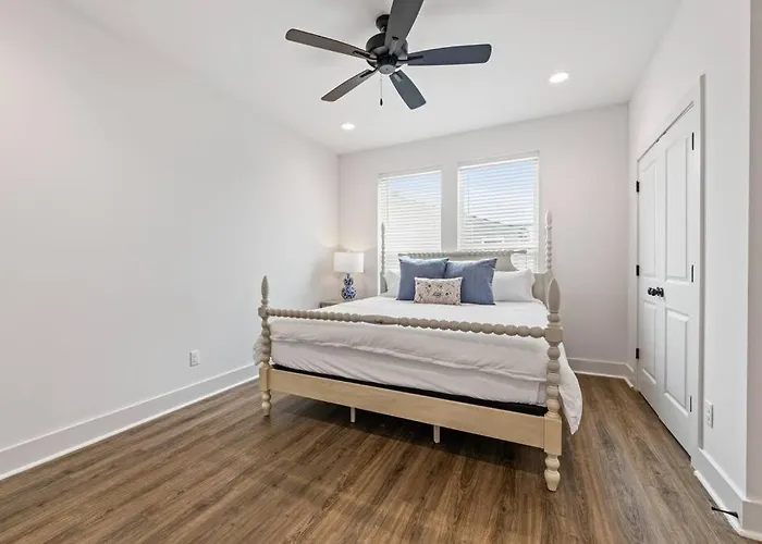 Cajun French House-2 King Beds-near Sports Complex Villa